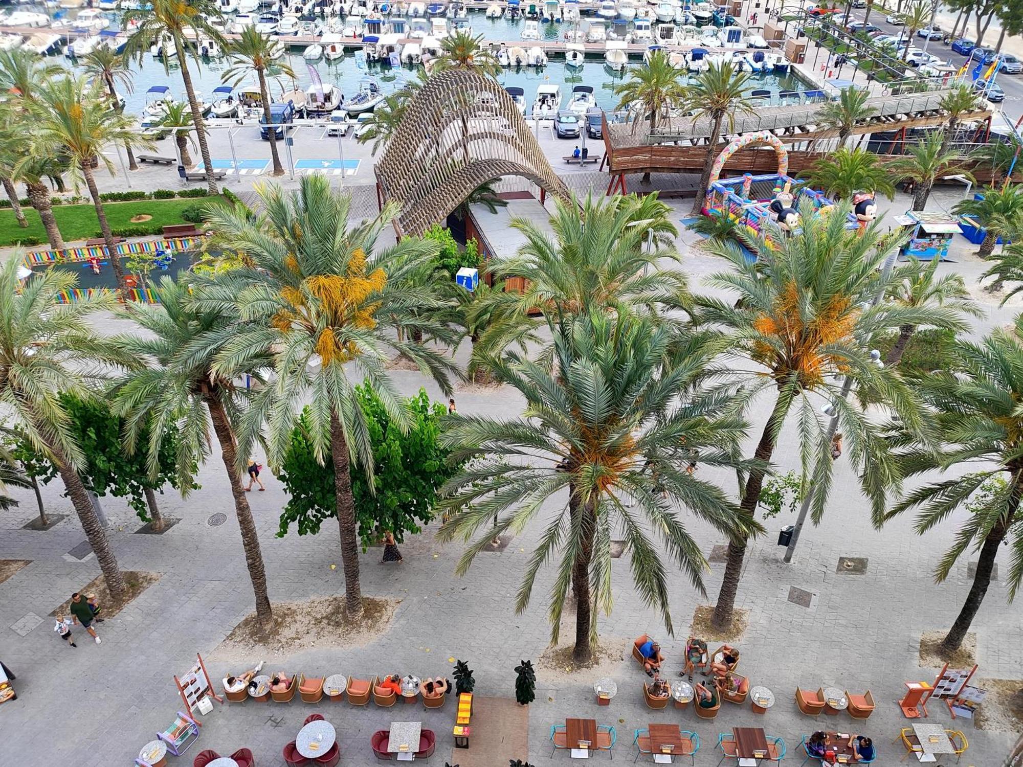 Tranquilo Apartamento Con Vistas Al Mar. Port de Alcudia  Zewnętrze zdjęcie